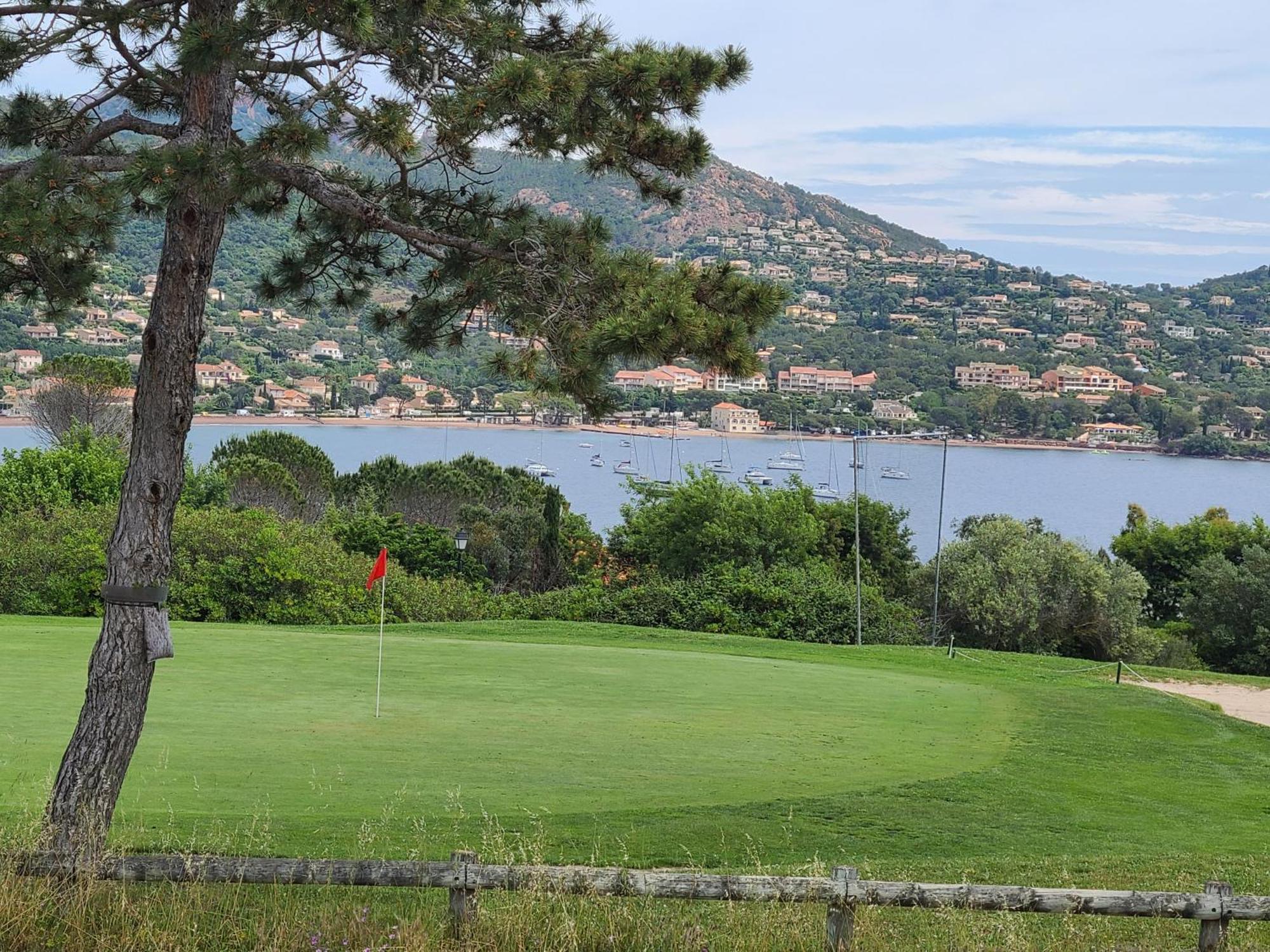 Evasion Nature A Cap Esterel Jardin, Mer & Golf Tout Confort Saint-Raphaël Zewnętrze zdjęcie